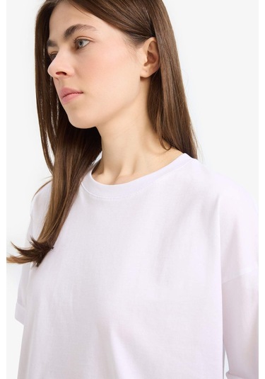 DeFacto Oversize Geniş Kalıp Bisiklet Yaka Penye Basic Düz Kısa Kollu Beyaz Tişört C0099AX25SPWT34