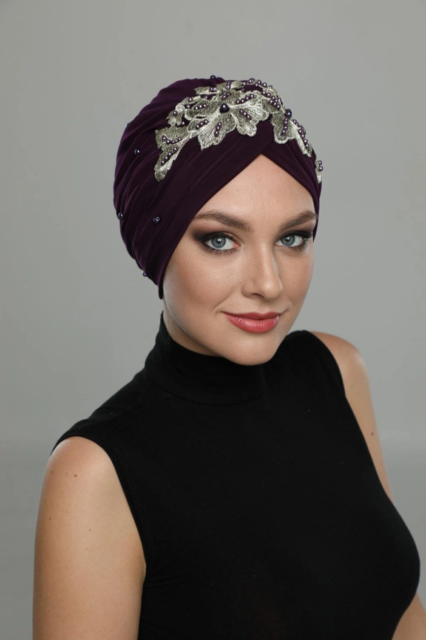 Kopma Astarlı Işlemeli Mor Sırma Motifli Hazır Türban Tesettür Abiye Bone Mor Sırma