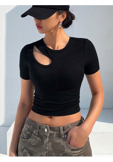 Bisiklet Yaka Asimetrik Stil Siyah Renk Fitilli Kısa Kollu Slim Fit Crop Top Bluz Siyah