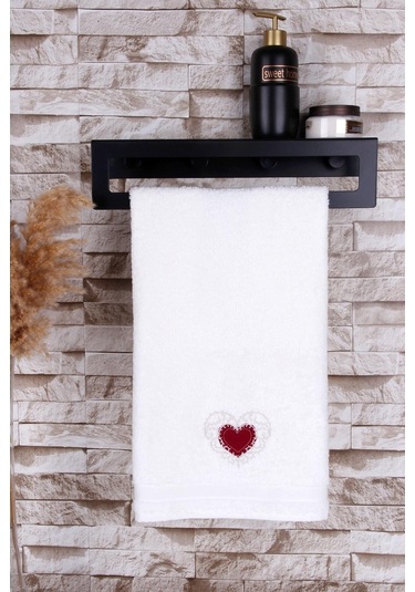Baveno %100 Pamuk 50 x 90 Kalp Nakışlı Havlu