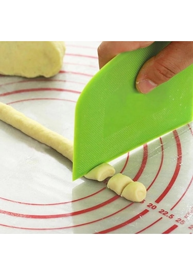 Kullanışlı Fondan Hamur Kazıyıcı Kek Kesici Pasta Pişirme Aracı Beyaz 1 Adet