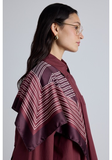 Desenli Saten Boyun Fuları Bordo