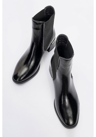 Neiva Siyah Rugan Hakiki Deri Kadın Chelsea Bot Siyah Rugan