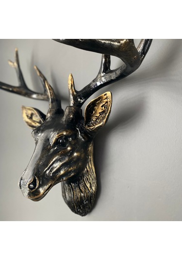 Siyah Büyük Duvar Geyik