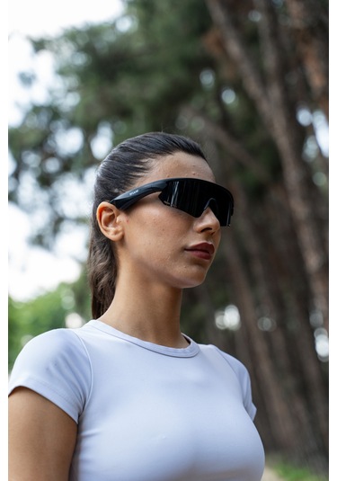 Wiami Akıllı Sporcu Güneş Gözlüğü Bluetooth, Hoparlörlü Ve Dayanıklı Tasarım Siyah