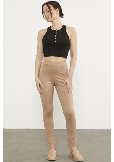 Süs Cepli Aksesuar Detaylı Tayt - Bej 001