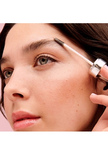 Benefit Fluff Up Brow Wax Esnek ve Yumuşak Kaş Sabitleyici 6 ML