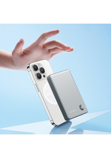 Lenyes PW137D 20 W 10000 mAh 15 W Ultra İnce Dijital Led Ekranlı Wireless Powerbank  Füme