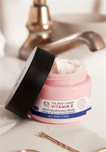 The Body Shop Vitamin E - Gece Kremi 50 Ml