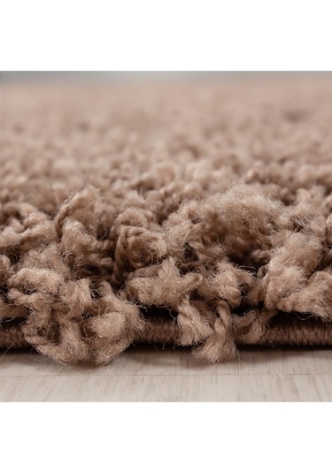 Yüksek Tüylü 30 Mm Hav Yüksekliğinde Düz Mokka Açık Kahverengi Renkli Shaggy Halı
