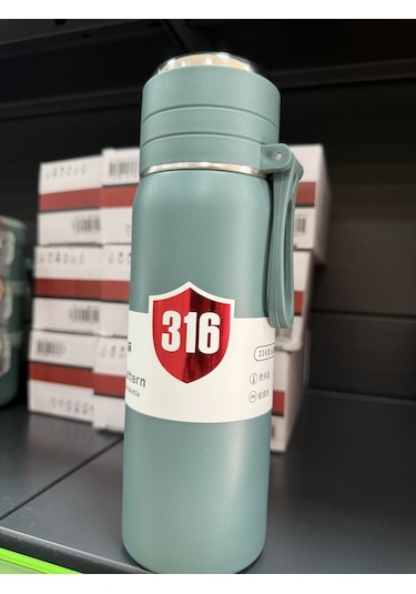 Paslanmaz Çelik Termos Su Şişesi 500ml Vakumlu Kapak Yeşil İthal Ürün Yeşil