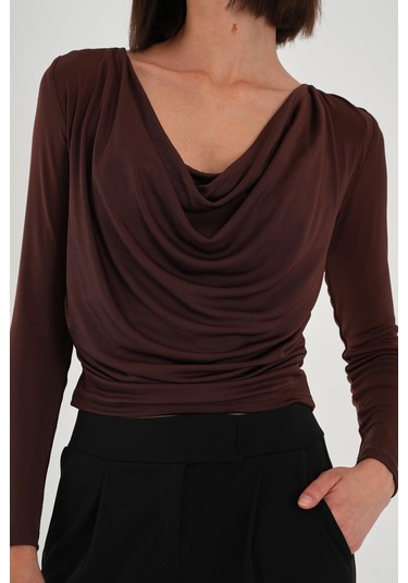 Alexandergardı Degaje Yaka Dökümlü Bluz Kahverengi