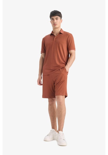 DeFacto Slim Fit Dar Kesim Polo Yaka Dokulu Kısa Kollu Krinkıl Tişört E1222AX25SMBN312