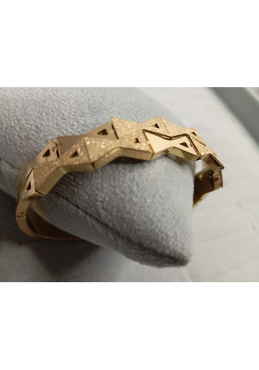 Kelebek Model Gold Renk Kelepçe Bileklik Gold