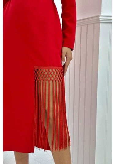 Kırmızı Eteği Püsküllü Atlas Elbise Kırmızı