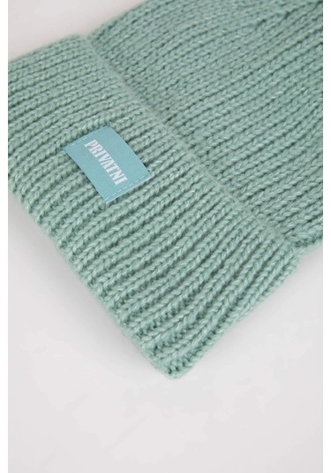 DeFacto Kadın Dokuma Etiketli Kışlık Bere R7539AZ24WNTR315