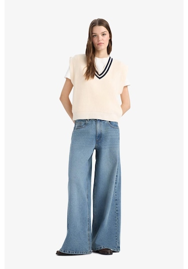 DeFacto Regular Fit V Yaka Triko Süveter S0375AZ25SPER105 Ekru