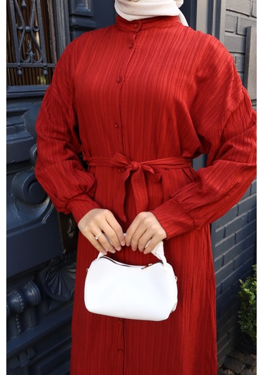 Kadın Kremit Boydan Düğmeli Yarasa Kol Kuşaklı Lara Keten Uzun Tesettür Elbise Kremit Kiremit