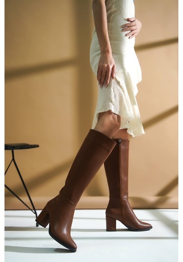 Kleo Kahverengi Deri Topuklu 7cm Yanı Fermuarlı Günlük Kullanım Çizme Kahverengi Deri