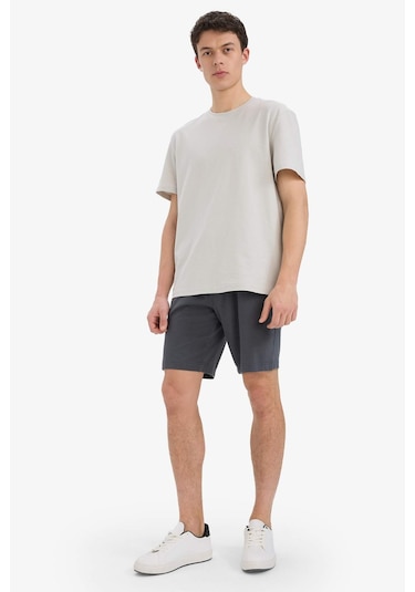 DeFacto Slim Fit Dar Kesim Cepli Pamuklu Basic Düz Bermuda Şort W1105AZ25SPAR58