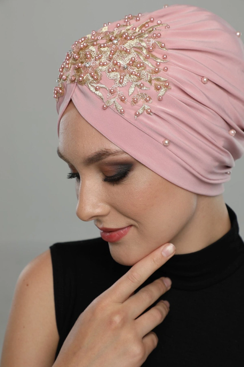 Kopma Astarlı Işlemeli Pudra Sırma Motifli Hazır Türban Tesettür Abiye Bone Pudra Sırma