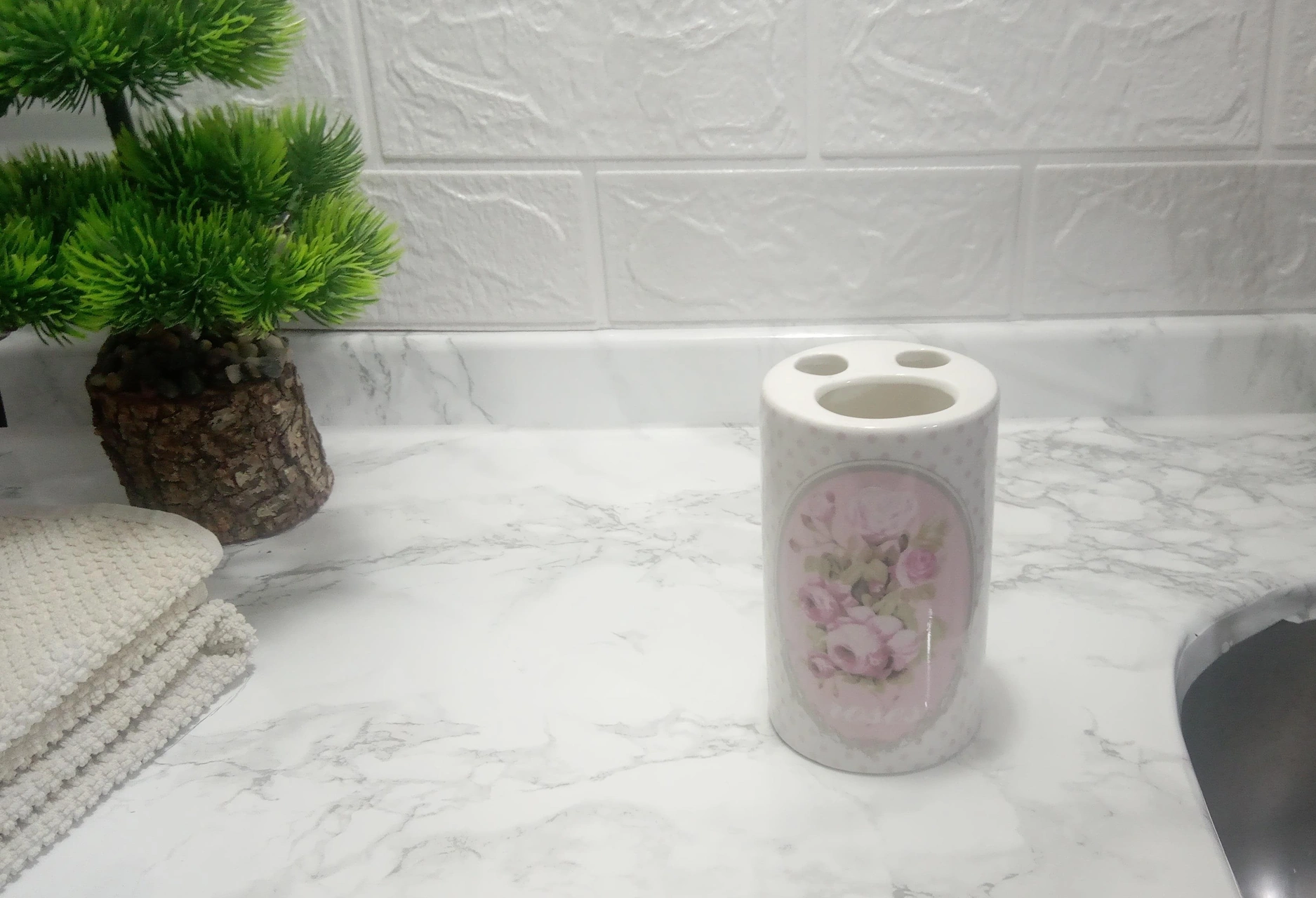 2 Adet Seramik Diş Fırçalık Bahar Desenli 7x7x11cm Banyo Seti Çok Renkli