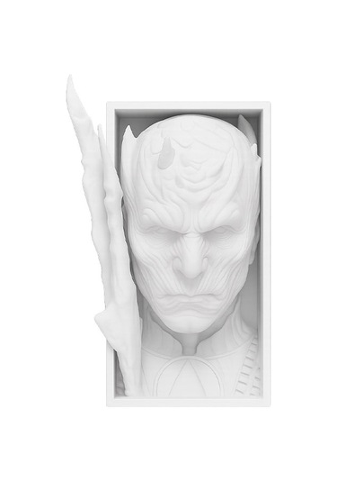 Night King Kitaplık Dekoru