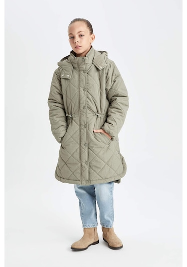DeFacto Kız Çocuk Su İtici Kapüşonlu Fermuarlı Çıtçıtlı Cepli Uzun Mont Parka C8974A824AUKH461 Haki