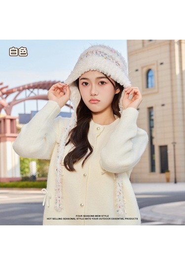 Kadınlar İçin Şık Ve Konforlu Kışlık Örme Yün Şapka - Sonbahar Ve Kış Mevsimine Özel Rüzgar Geçirmez Kulak Koruyucu Tatlı Ve Sevimli Desenli Sıcak Şapka Modelleri Beyaz