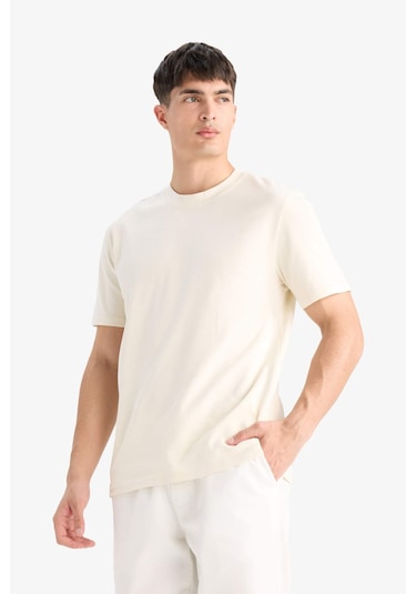 Defacto Regular Fit Bisiklet Yaka Basic Düz Kısa Kollu Tişört E7961ax25auer140 Ekru Defacto Regular Fit Bisiklet Yaka Basic Düz Kısa Kollu Tişört E7961ax25auer140 Ekru