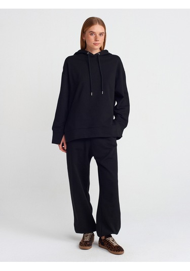 Dilvin 40403 Dikiş Esprili Yırtmaçlı Sweat Siyah