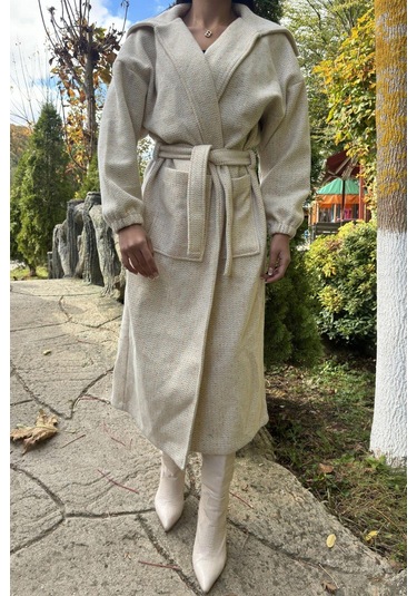 Ekru Cepli, Balon Kol, Kemerli, Kalın Örgü Triko, Uzun Kaban Ekru