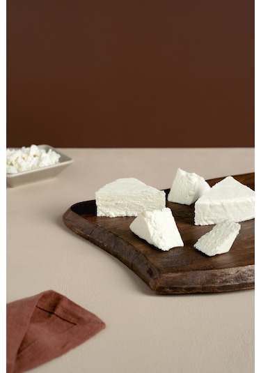 Tam Yağlı Tulum Peyniri Bidon 900 Gram
