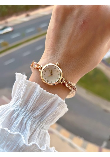 Coliseum Çelik Ve Taşlı Kordon Vintage Seri Küçük Kasa Özel Tasarım Kadın Kol Saati Sp.8933.m5 Sarı