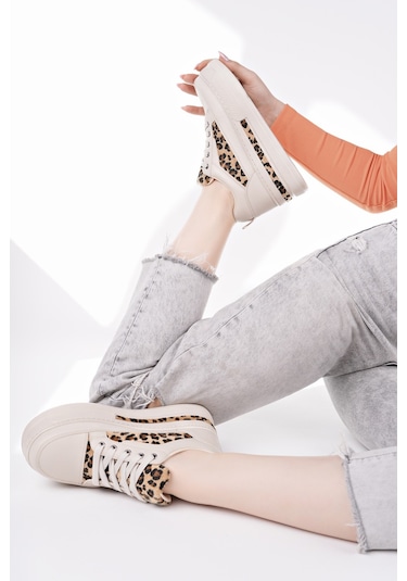 Muggo Zarina Kadın Kalın Taban Leopar Desenli Bağcıklı Günlük Sneaker Spor Ayakkabı Ten Muggo Zarina Kadın Kalın Taban Leopar Desenli Bağcıklı Günlük Sneaker Spor Ayakkabı Ten