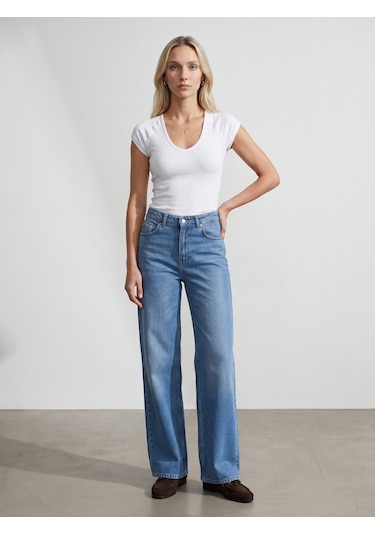 Dilvin 32894 V Yaka Fit T-shirt-beyaz
