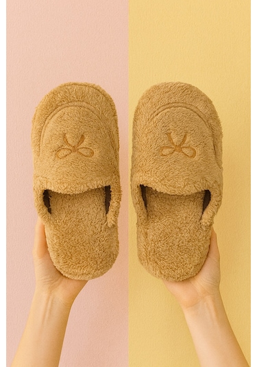 Amore Kapalı Kadın Ev Terliği Günlük Rahat Kışlık Terlik Çok Renkli