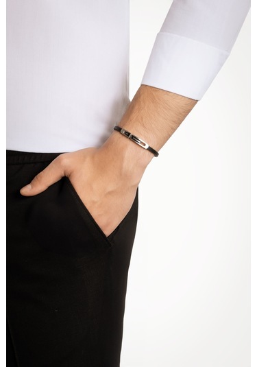 So Chic Metal Detaylı Erkek Deri Bileklik Çelik