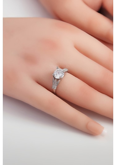 Zirkon Taşlı Rodyumlu 925 Ayar Gümüş Bayan Yüzük -7981