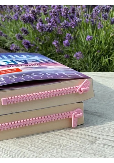 Pembe Renkli Fermuar Tasarımlı Kitap Ayracı Eğlenceli Ve Şık Kitap Okuma Aksesuarı 1 Adet