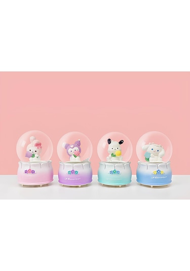 River World 7 Cm Kar Küresi Işıklı Kuromi