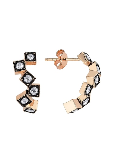 Kare Tasarım Asimetrik Elmas Küpe