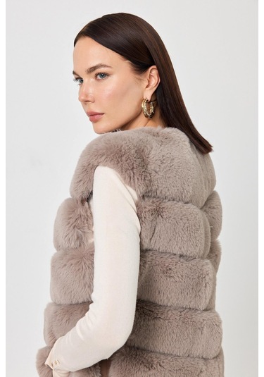 Vittoria Vizon Tüylü Uzun Yelek Siyah