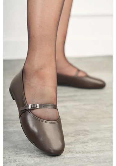 Günlük Siyah Kadın Babet Oval Burun İnce Bant Tokalı Kemer Ortopedik Ev İş Ofis Hafif Ayakkabı 113 Acı Kahve