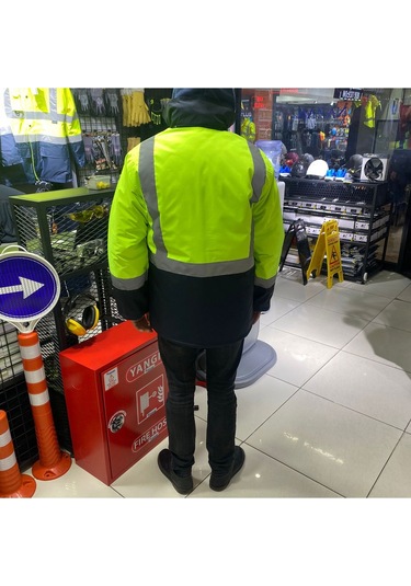 Bondit Kumaştan Kapitoneli Çok Cepli Yerli Işci Parkası / Montu