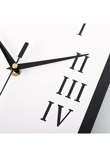 Cajuart Kare Tasarım Geometrik Roma Rakamlı Sallanan Sarkaçlı Duvar Saati Sessiz Siyah - Beyaz