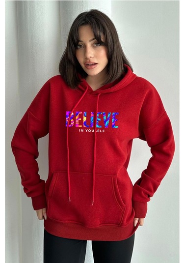 Kadın Kırmızı Renkli Believe Baskılı Oversize Kapüşonlu Sweatshirt Kırmızı