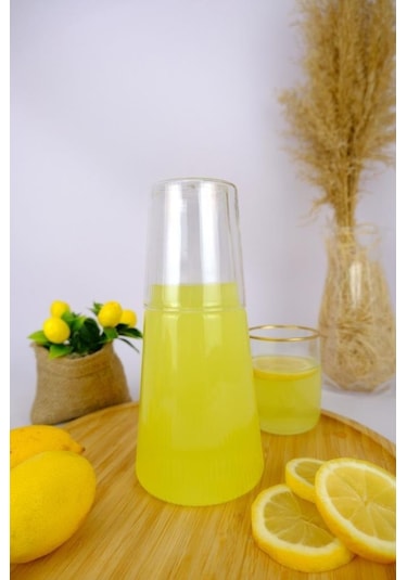 Digithome Cam Kapaklı Başucu Su Ve Meşrubat Sürahisi Karaf Şişe 800 Ml 04146 C1-1-154