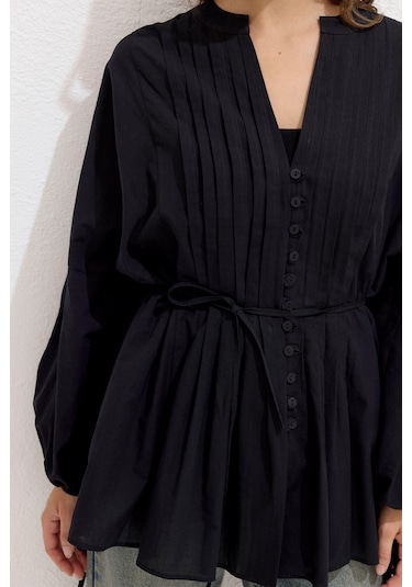 Manuka Nervür Detaylı Vual Tunik Siyah