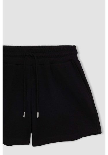 DeFacto Regular Fit Normal Bel Kısa Basic Düz Şort C7600AX24SMBK81 Siyah DeFacto Regular Fit Normal Bel Kısa Basic Düz Şort C7600AX24SMBK81 Siyah